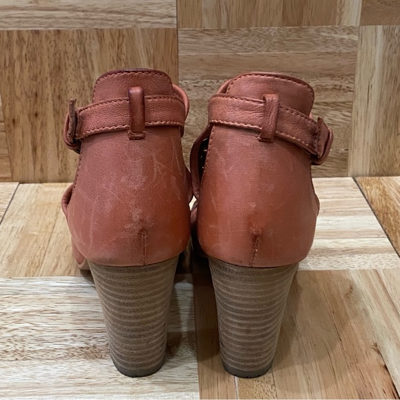 CHARLES by Charles David Coll Ginger Chunky Heel Sandal Size 7 - Picture 4 of 14